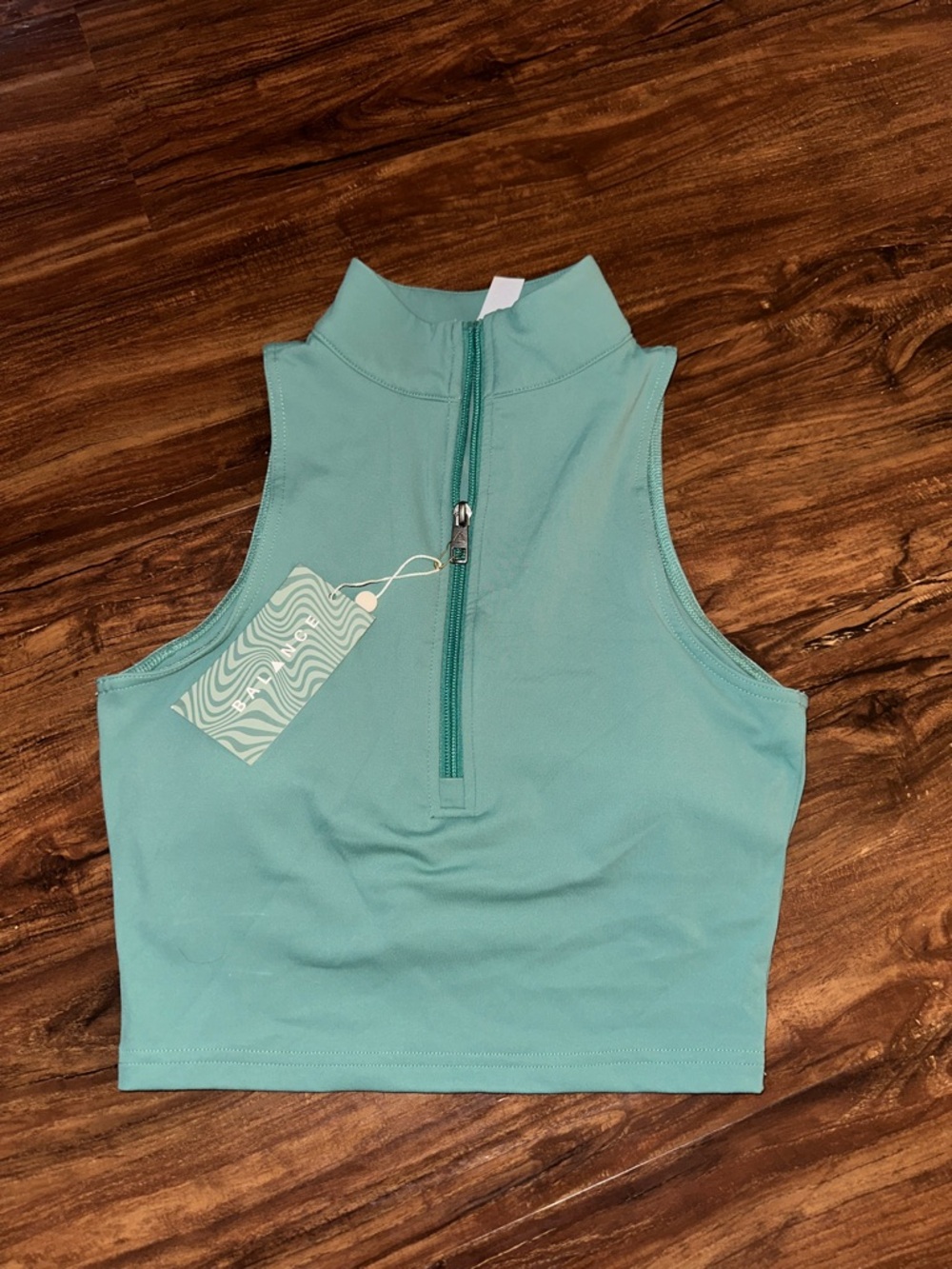 Vitality / Balance Athletica Teal High-Neck Zip Crop NWT MEDIUM